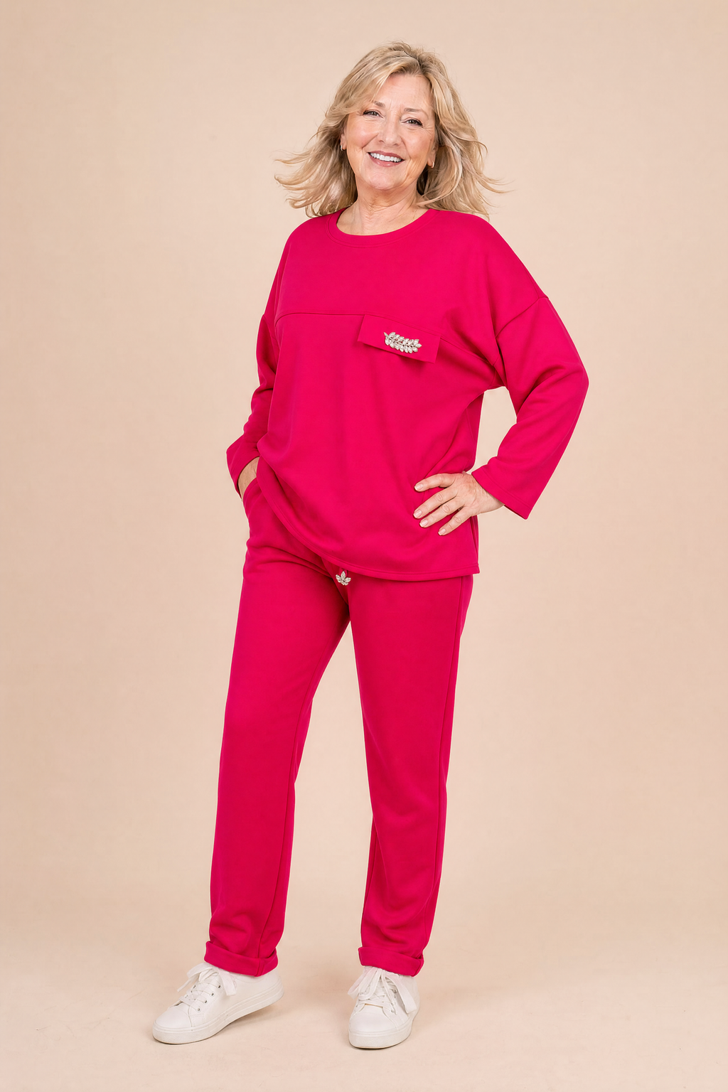 Komplet Dresowy Glamour — bluza z broszką + spodnie | Polska szwalnia