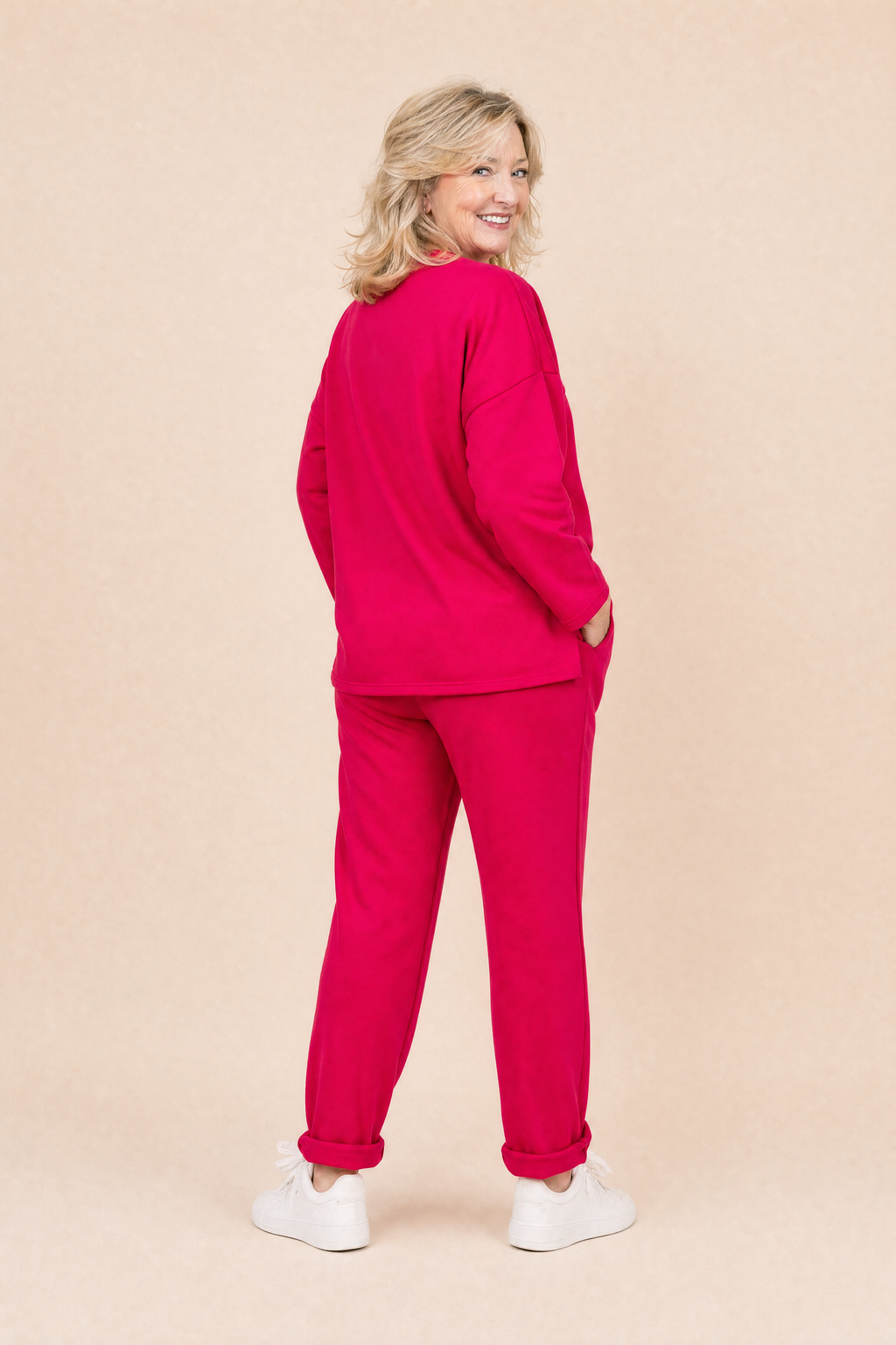 Komplet Dresowy Glamour — bluza z broszką + spodnie | Polska szwalnia