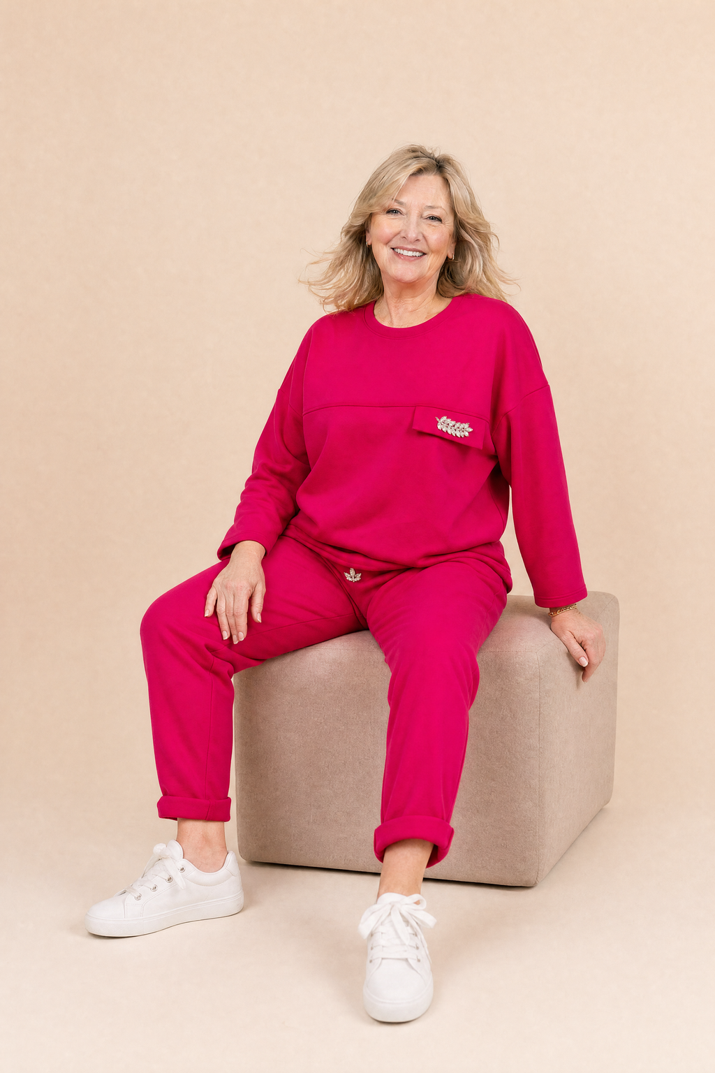 Komplet Dresowy Glamour — bluza z broszką + spodnie | Polska szwalnia