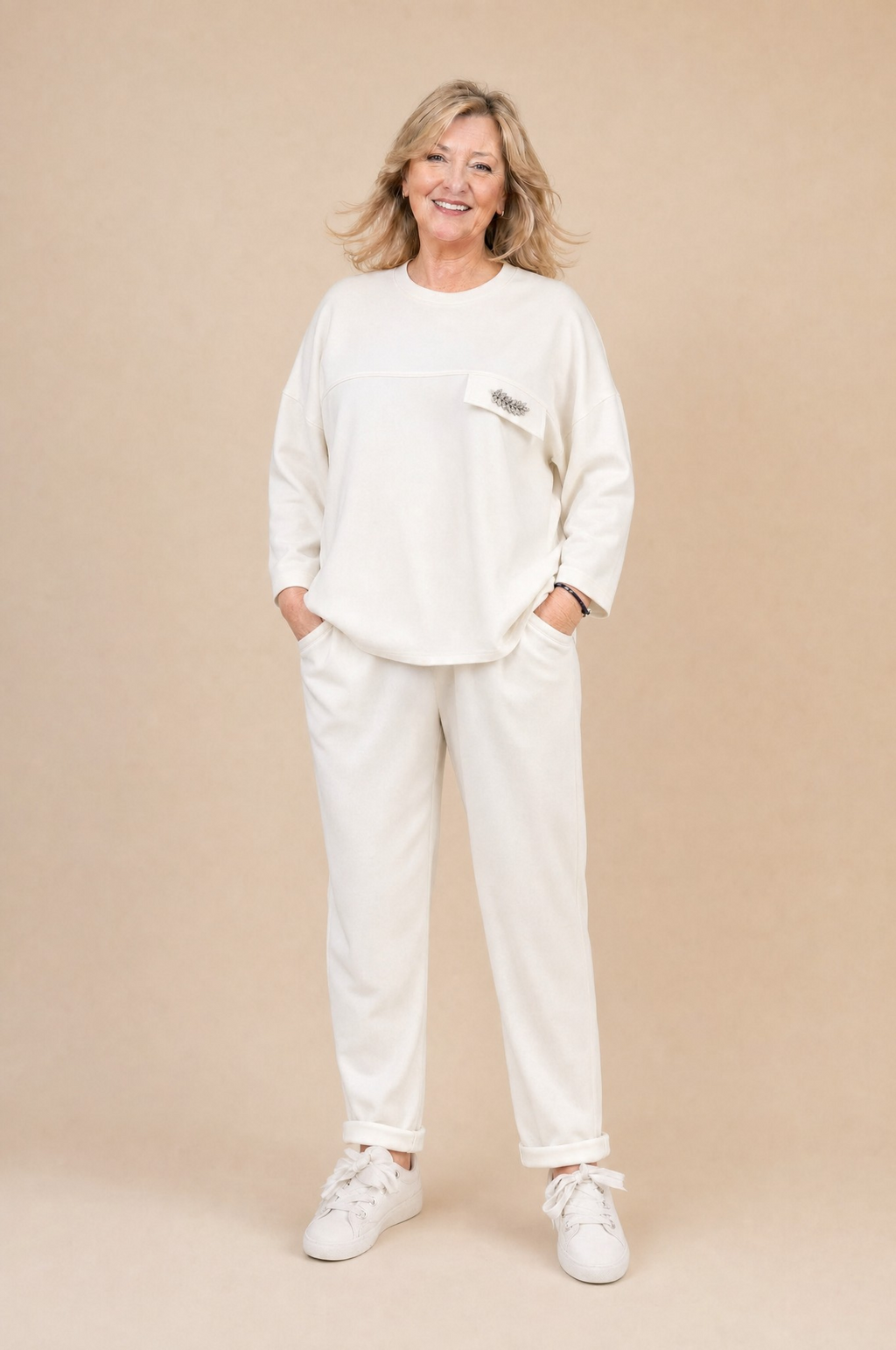 Komplet Dresowy Glamour — bluza z broszką + spodnie | Polska szwalnia