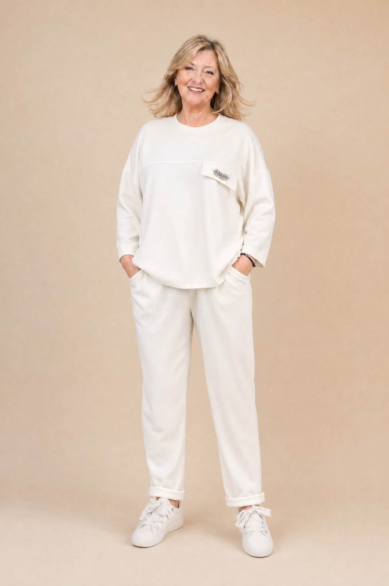 Komplet Dresowy Glamour — bluza z broszką + spodnie | Polska szwalnia