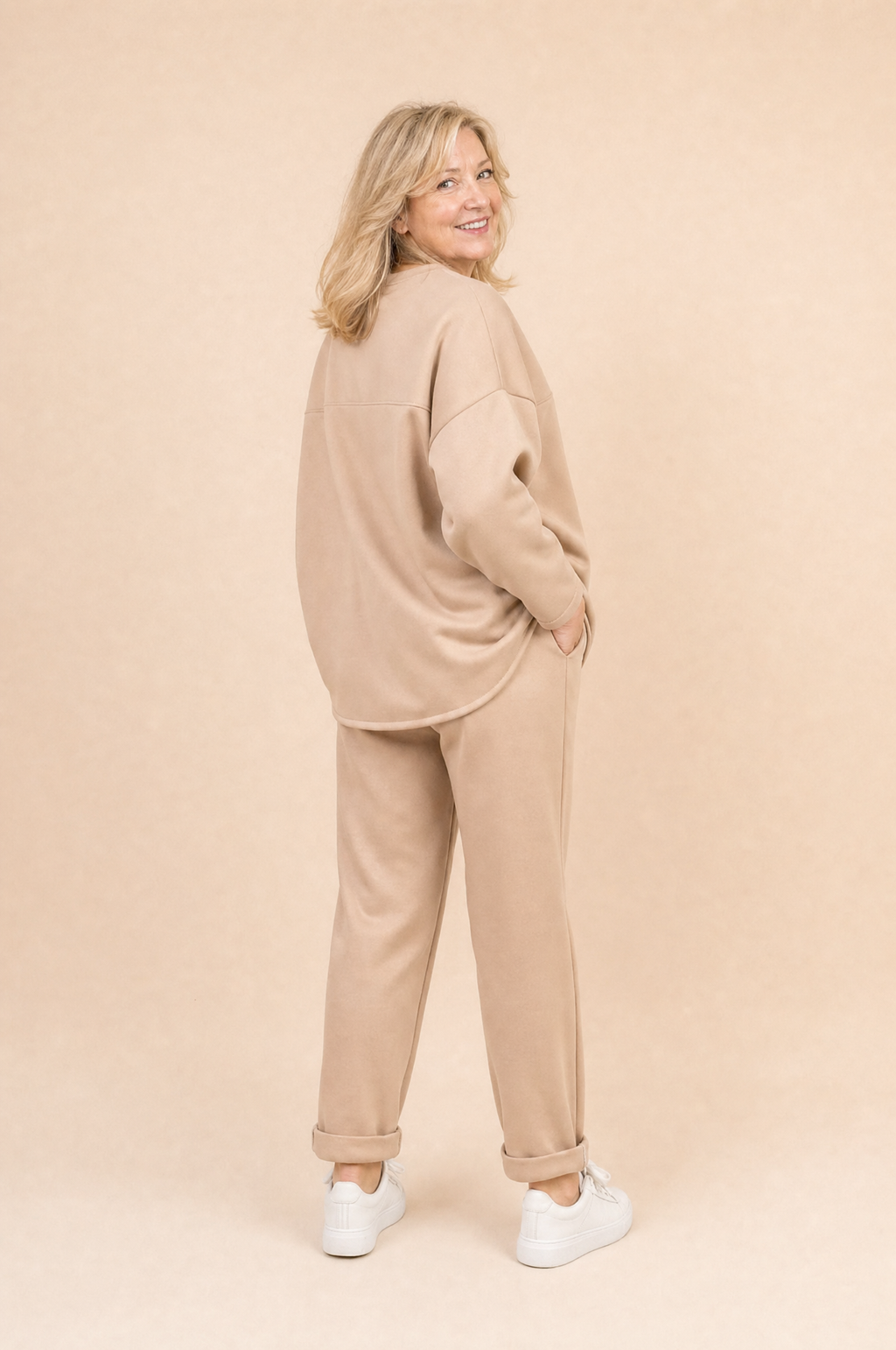 Komplet Dresowy Glamour — bluza z broszką + spodnie | 100% Wiskoza Polska szwalnia