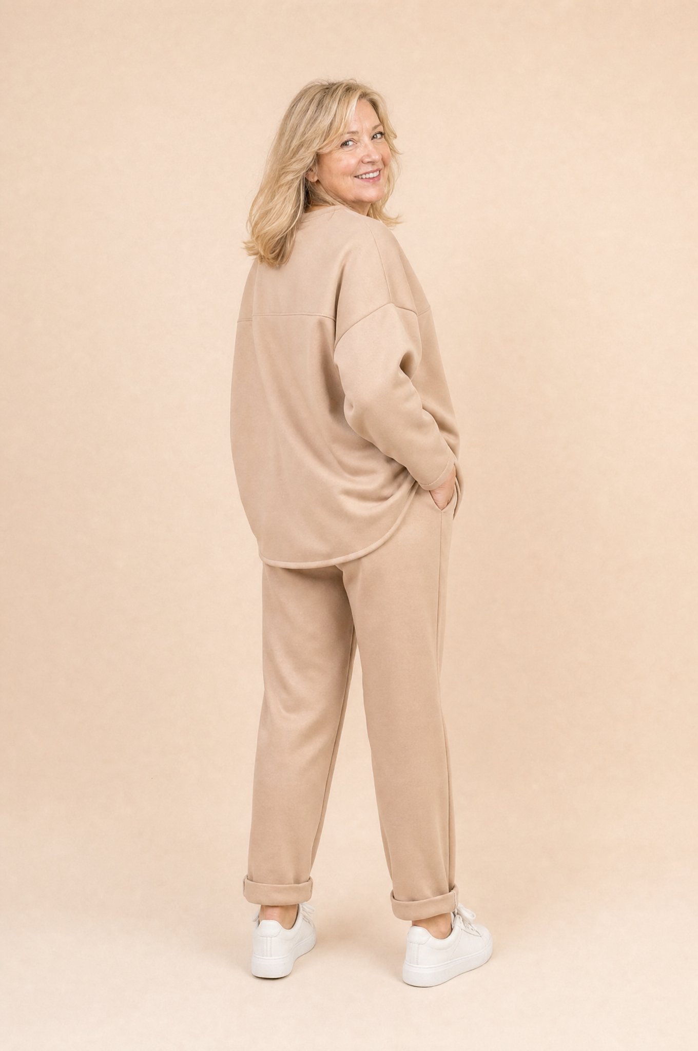 Komplet Dresowy Glamour — bluza z broszką + spodnie | 100% Wiskoza Polska szwalnia