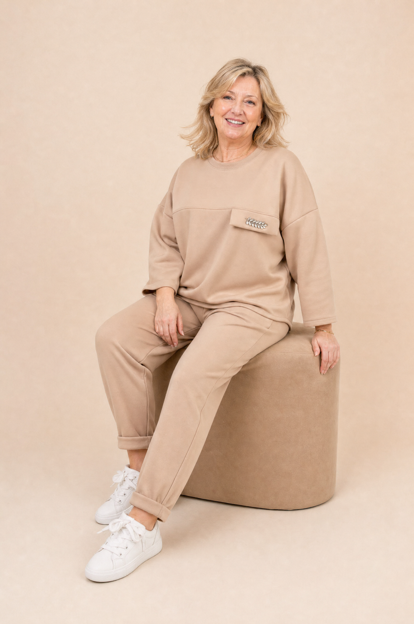 Komplet Dresowy Glamour — bluza z broszką + spodnie | 100% Wiskoza Polska szwalnia